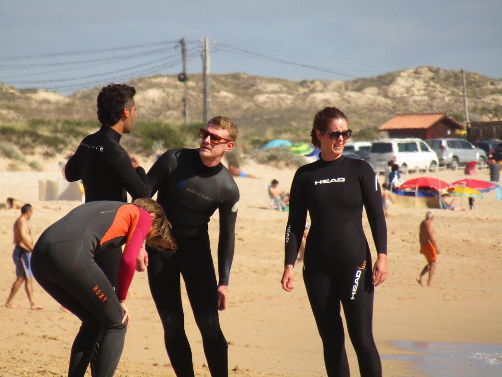 West Coast Surf Hostel Areia Branca Exterior photo